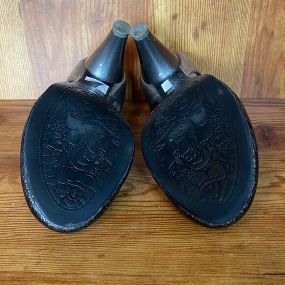 Kenneth Cole Reaction Women’s Gray Snakeskin size 8.5 ankle strap Heels - Picture 8 of 10